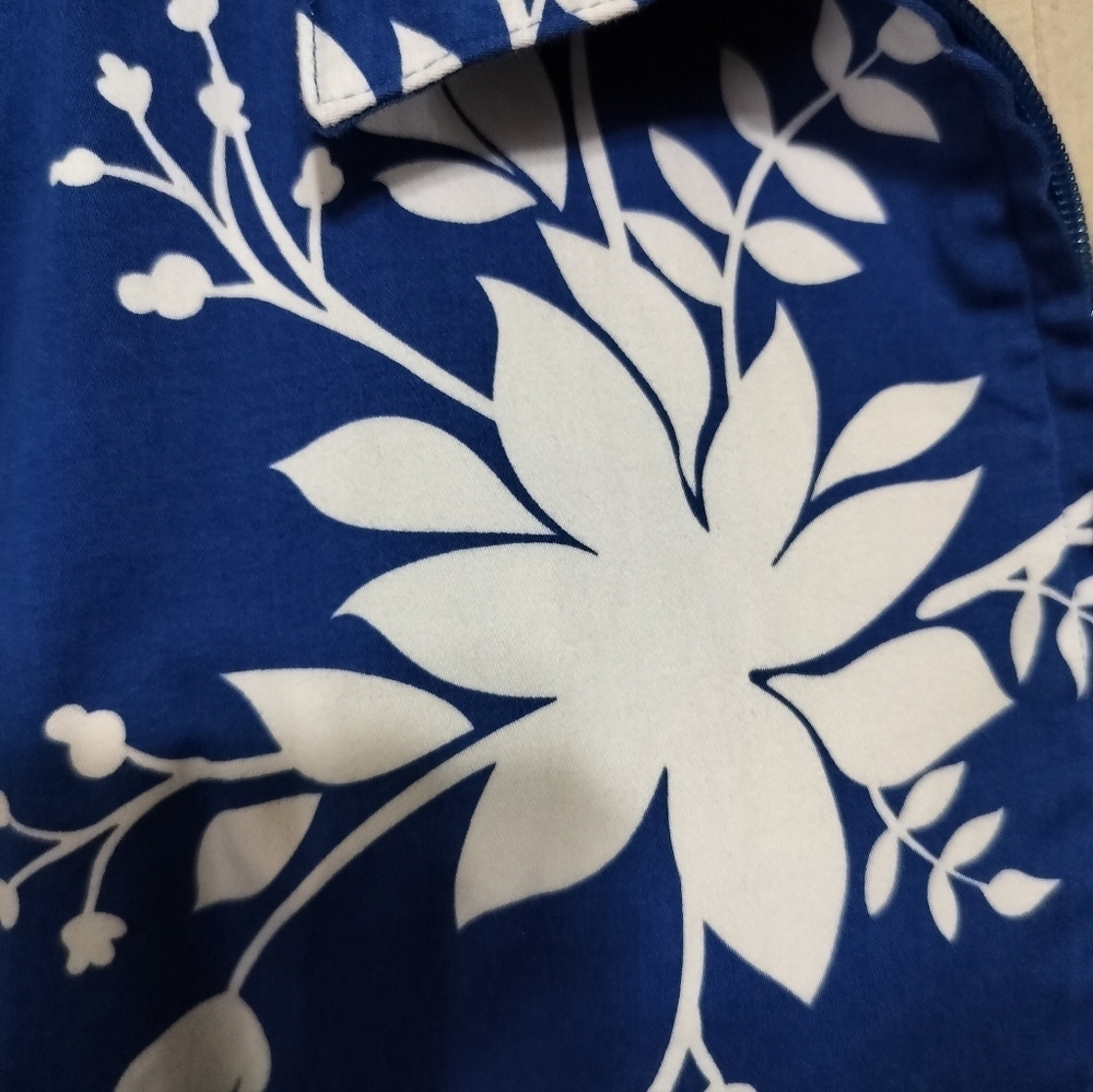 2497)Susan Graver Blue & White Floral Print Zip Front Cotton Jacket Plus Size 2x — image 8 of 8
